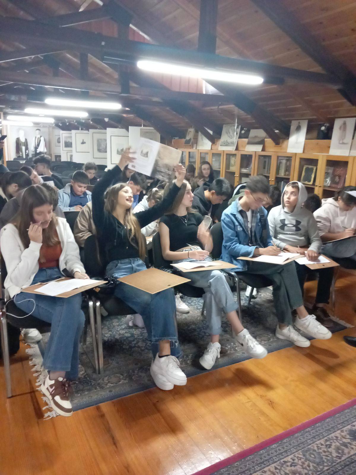 Read more about the article Το Γυμνάσιο Πηνείας του Νομού Ηλείας επισκέφθηκε την Βυρωνική Εταιρεία Ιεράς Πόλεως Μεσολογγίου