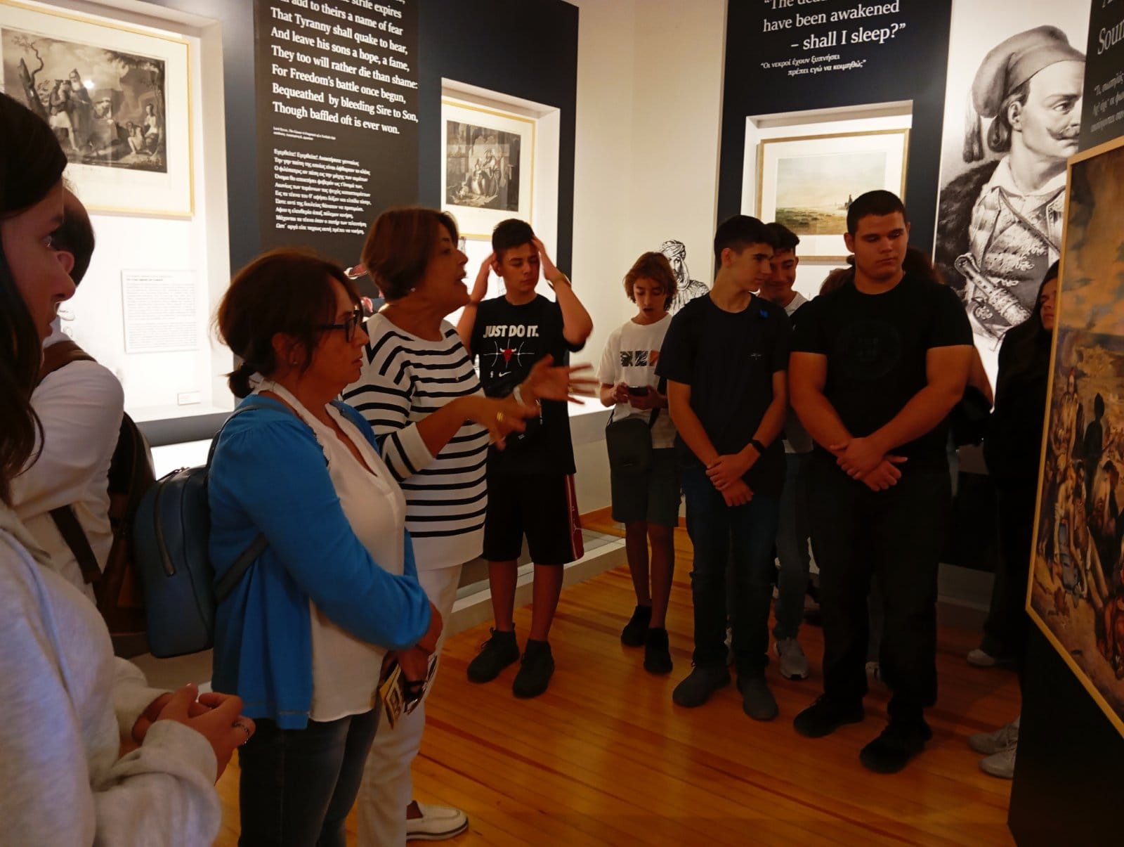 Read more about the article Το Γενικό Λύκειο Γαστούνης στην Βυρωνική Εταιρεία Ιεράς Πόλεως Μεσολογγίου
