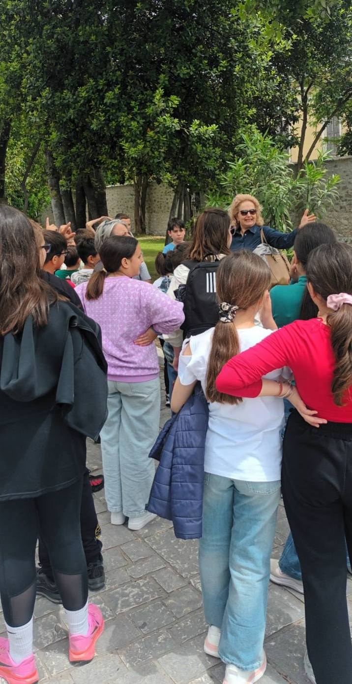 Read more about the article Το Δημοτικό Σχολείο Ινάχου Αργολίδας στην Βυρωνική Εταιρεία Ιεράς Πόλεως Μεσολογγίου στις 8 Μαϊου 2026