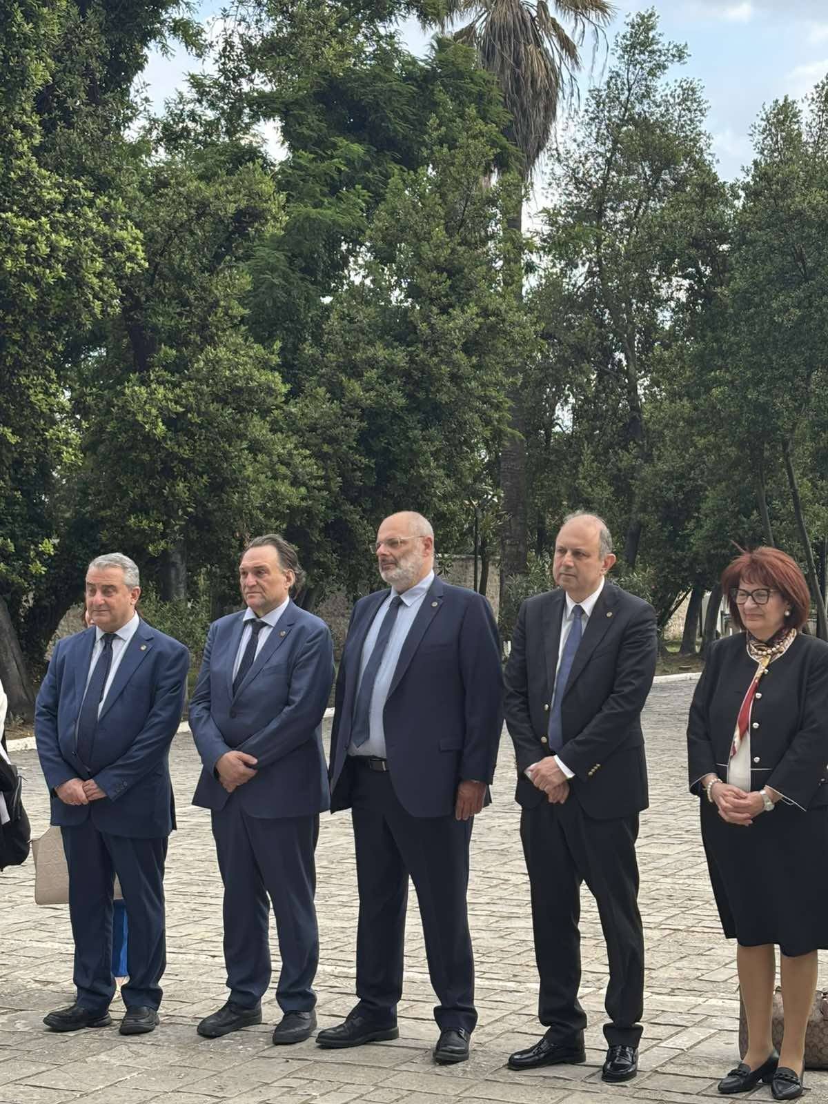 Read more about the article Οι Πρυτανικές Αρχές του ΑΠΘ στον ΚΗΠΟ ΤΩΝ ΗΡΩΩΝ