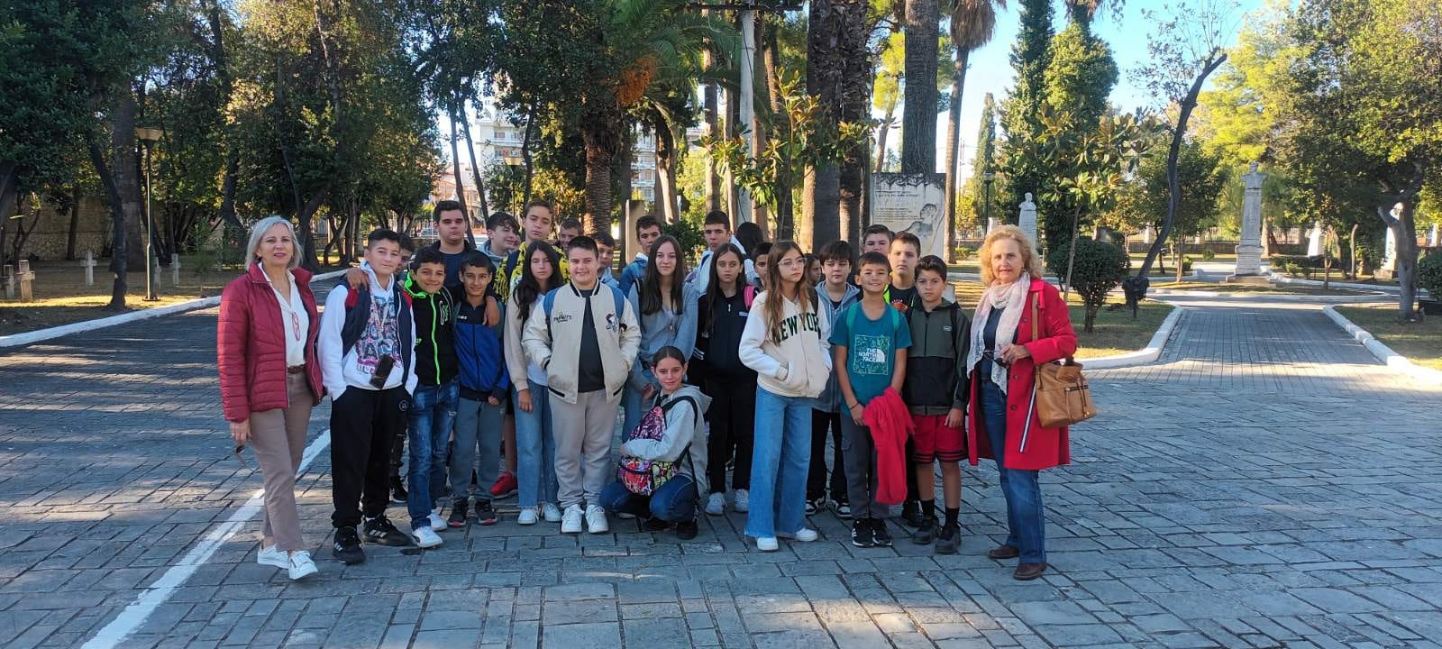 Read more about the article Το 3ο Γυμνάσιο Ναυπάκτου στην Βυρωνική Εταιρεία Ιεράς Πόλεως Μεσολογγίου